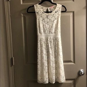 Cream Lace Dress, fits like adult small
